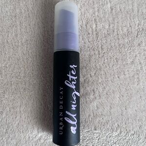 Urban Decay All Nighter Setting Spray - Black and Purple